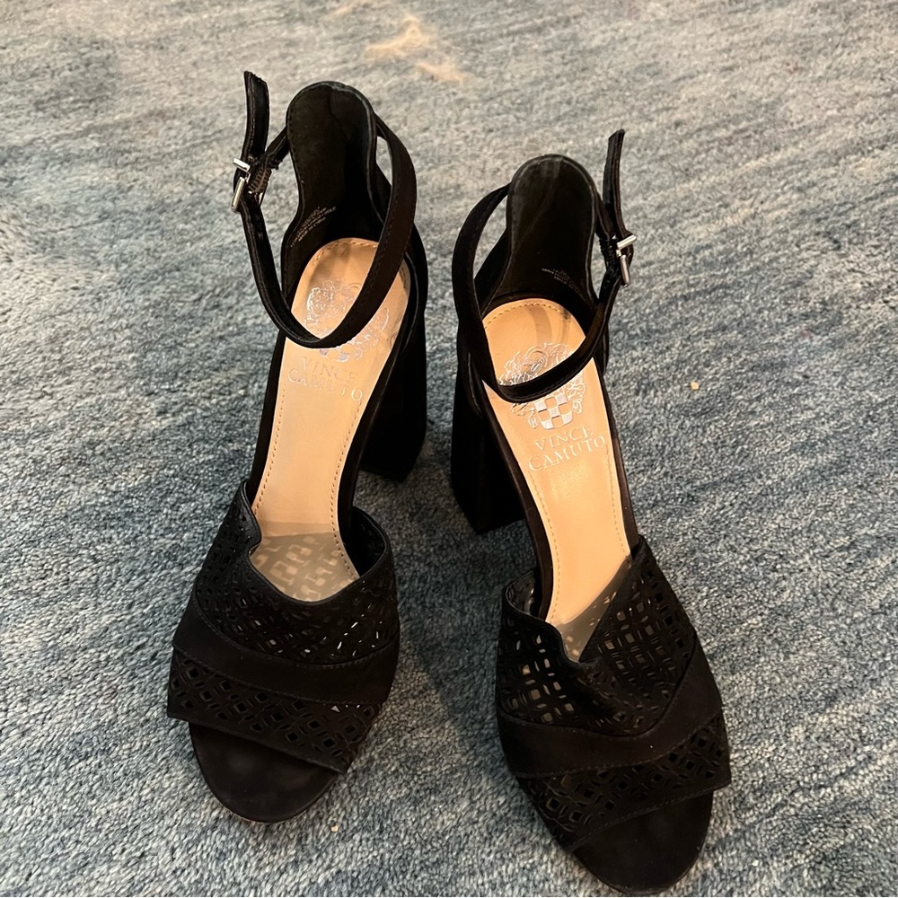 Vince Camuto Gidge Black Sandals Size 7.5M - Picture 2 of 12